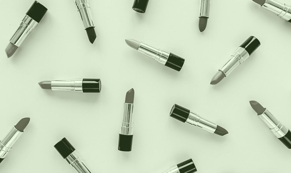 The Lipstick Index Holds True in 2023: But Which Beauty Retailers Are Sitting Pretty? (Find Out)