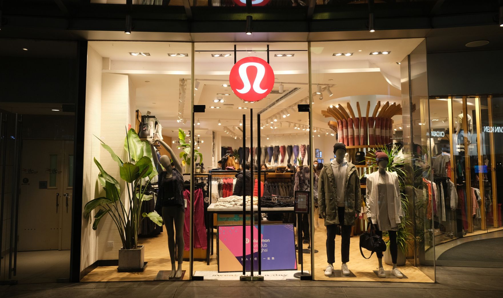 Nike, Lululemon Signal Deeper Economic Issues on the Horizon