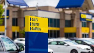 With Carvana in the Lead, Is CarMax Doomed?